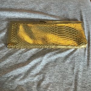 Gold clutch